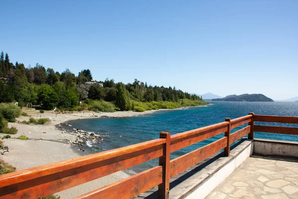 Arjantin Patagonya gölleri ve doğası.