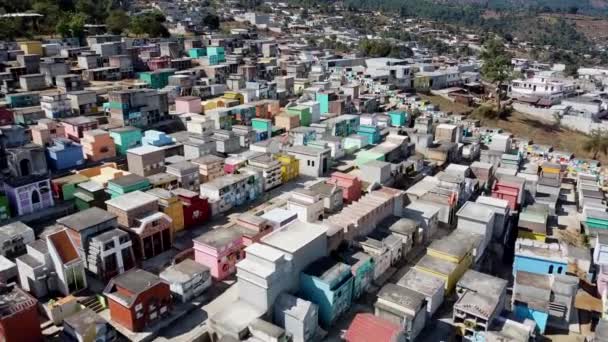 Vista Aérea Cemitério Lugar Onde Restos Mortais Pessoas Mortas Descansam — Vídeo de Stock