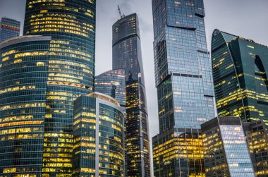 gökdelenler moscow city İş Merkezi.