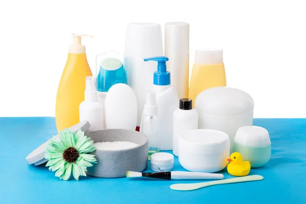 Muchos Productos Cosméticos Diferentes Para Cuidado Personal Mesa Azul — Foto de Stock