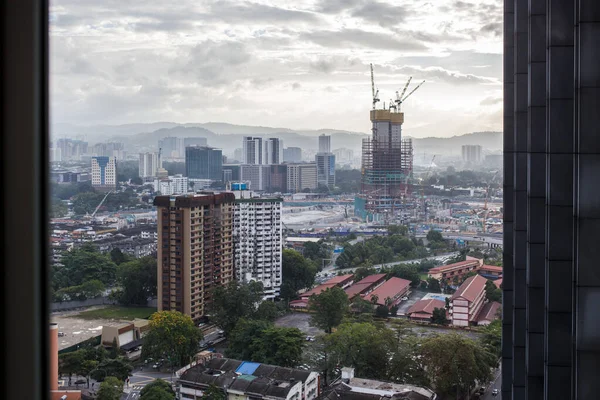 Městský Výhled Kuala Lumpur Vysokými Mrakodrapy Topení Zeleni Parků Malajsie — Stock fotografie