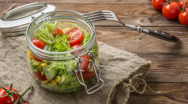 Gezond Dieet Van Groentesalade Houten Tafel — Stockfoto