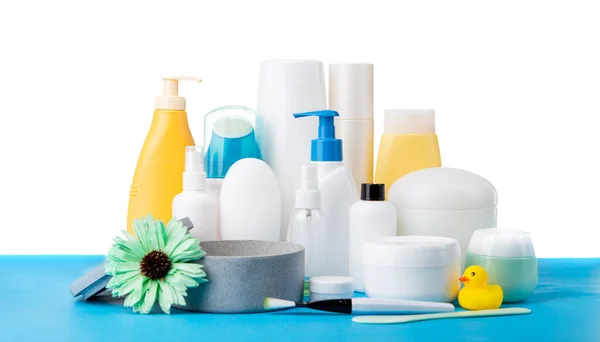 Många Olika Kosmetiska Produkter För Personlig Vård Blått Bord — Stockfoto