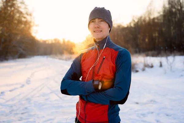 Porträtt Löpare Klädd Varma Sportkläder Väntan Början Vintern Utomhus Träning — Stockfoto