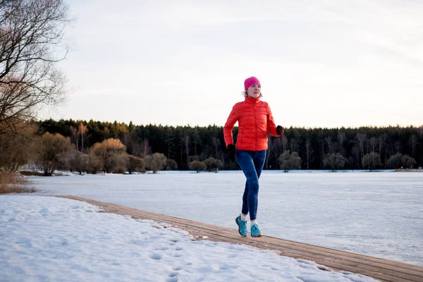 Imagem Menina Esportes Exercício Manhã Parque Inverno — Fotografia de Stock