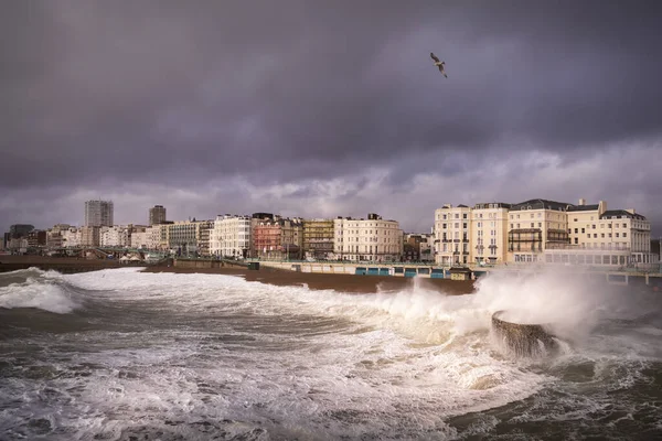 Fale Burza Wiejąca Brighton — Zdjęcie stockowe