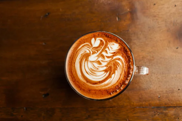 Hot Latte Arte Café Vista Superior Sobre Mesa Madeira — Fotografia de Stock
