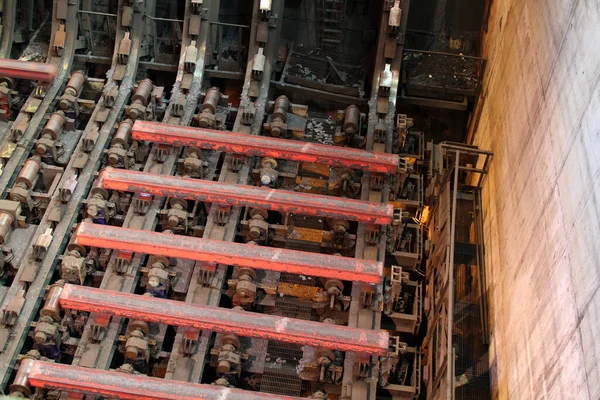 Detail Van Warmstalen Bloemen Continugieterij Grote Geïntegreerde Staalfabrieken — Stockfoto