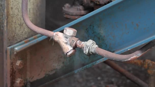 化工厂高压管道工程蒸汽压力释放与湿陷井 — 图库视频影像