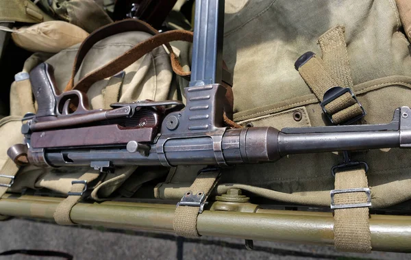 919Mm Parabellum Cartridge 기관총이다 독일에서 개발되었고 추축국에 광범위하게 사용되었다 잡지와 — 스톡 사진