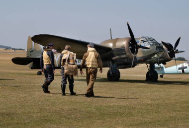 Bristol Blenheim, Bristol Uçak Şirketi tarafından tasarlanan ve üretilen bir İngiliz hafif bombardıman uçağıdır. Duxford hava gösterisi. 2018. Uçan Efsaneler.