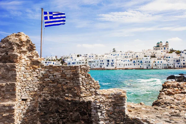Griekse Vlag Vissersdorp Paros Naousa Griekenland — Stockfoto