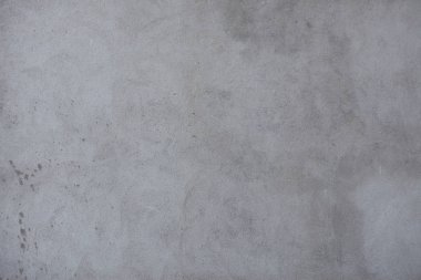 Çatlaklar ile kirli yıpranmış beton duvar