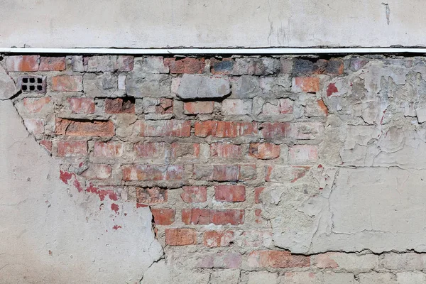 Eski sıva ve tuğla duvar — Stok fotoğraf