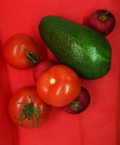 색옷을 토마토와 아보카도가 도살아 — 스톡 사진