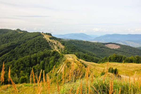 Beau Ciel Dans Les Montagnes — Photo