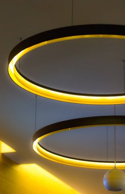 Tasarımcı sarı tavan lambaları