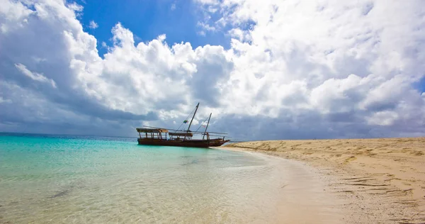 Boot Strand — Stockfoto