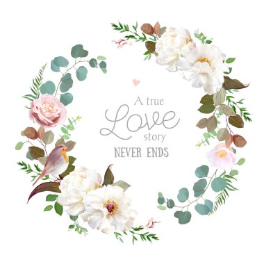 Allık pembe antika gül, kremsi beyaz şakayık, soluk kamelya çiçekleri