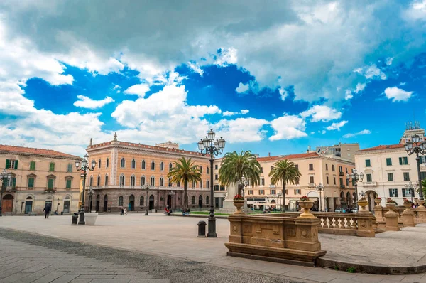 Plaza de Italia en la ciudad de Sassari — Foto de Stock