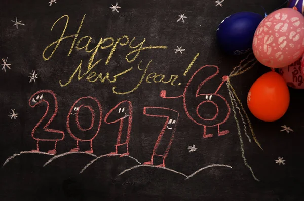 Композиція "З Новим 2017 роком" - святкова концепція з імбирним печивом. смішні вітальні листівки - Щасливий Новий рік 2017 - Підходящі, гранжеві ефекти можна легко видалити для абсолютно нового, чистого знака . — стокове фото