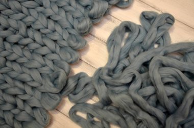 Merinos yün el yapımı örgü büyük battaniye, süper tıknaz iplik, moda kavramı