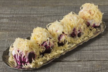 Pancar çanak topları şeklinde