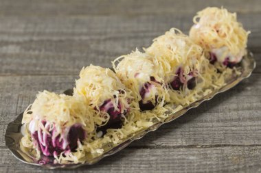 Pancar çanak topları şeklinde