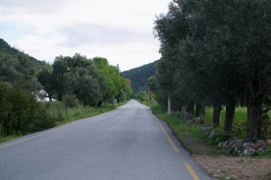 Corona Günleri sırasında Bodrum Yarımadası 'nın etrafındaki boş yollar. Yaliftlik ve Kzlaa Bölgesi, 04.03.2020.
