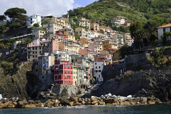 Riomaggiore Italia Abril 2017 Vista Del Pueblo Riomaggiore Desde Barco — Foto de Stock