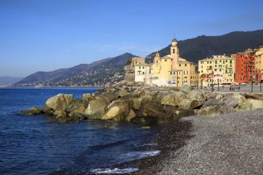 Camogli (Ge), İtalya - 01 Haziran 2017: Cennet Körfezi, Portofino Ulusal Parkı, Cenova, Liguria, İtalya