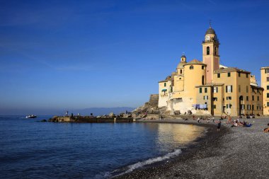 Camogli (Ge), İtalya - 01 Haziran 2017: Cennet Körfezi, Portofino Ulusal Parkı, Cenova, Liguria, İtalya