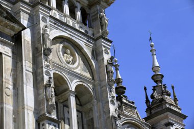 Pavia (Pv), İtalya - Haziran 2018: Certosa di Pavia cephe ayrıntıları, Pavia, Lombardy, İtalya 