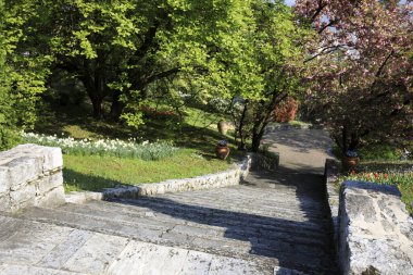 Verbania (Vco), İtalya - 01 Nisan 2017: Villa Taranto botanik bahçeleri, Verbania, Piedmont, İtalya