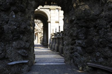 Lainate (Mi), İtalya - 16 Haziran 2018: Villa Litta Borromeo Visconti ninfeo, Lainate, Milan, Lombardy, İtalya