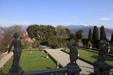 Stresa (Verbano-Cusio-Ossola), İtalya - 15 Haziran 2017: Isola Bella bahçesi, Maggiore Gölü, Stresa, Piedmont, İtalya