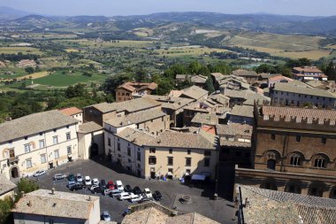 Orvieto (Tr), İtalya - 10 Mayıs 2016: Panoramik kuleden Orvieto, Terni, Umbria, İtalya