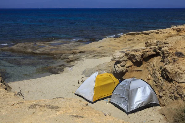 Spiaggia Alyko Naxos Grecia Agosto 2014 Tenda Sulla Spiaggia Alyko — Foto Stock