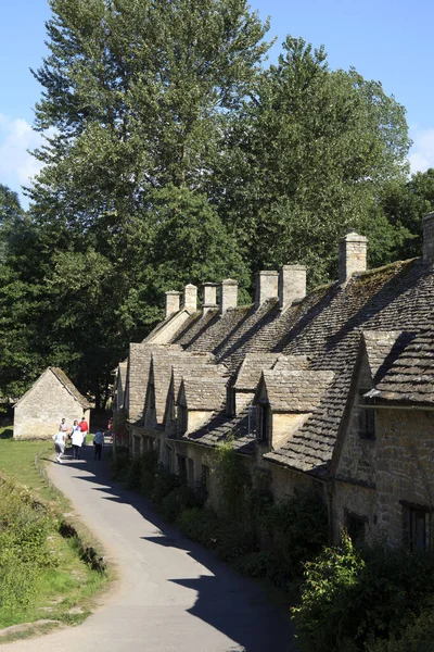 Bibury England Großbritannien August 2015 Bibury Dorfblick Gloucestershire England Großbritannien — Stockfoto