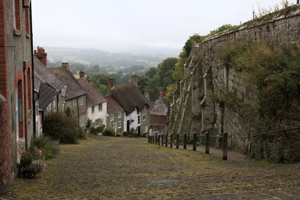 Shaftsbury Angleterre Royaume Uni Août 2015 Route Les Maisons Gold — Photo