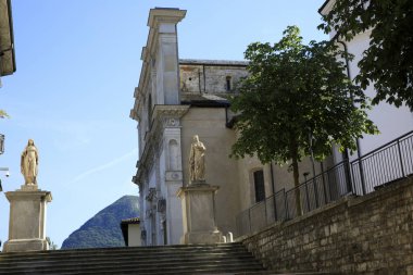 Lugano / İsviçre - 01 Haziran 2019: San Lorenzo Kilisesi, Lugano, İsviçre, Avrupa