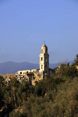 Bussana Vecchia (Im), İtalya - 12 Aralık 2017: Bussana Vecchia köyü, Imperia, Liguria, İtalya