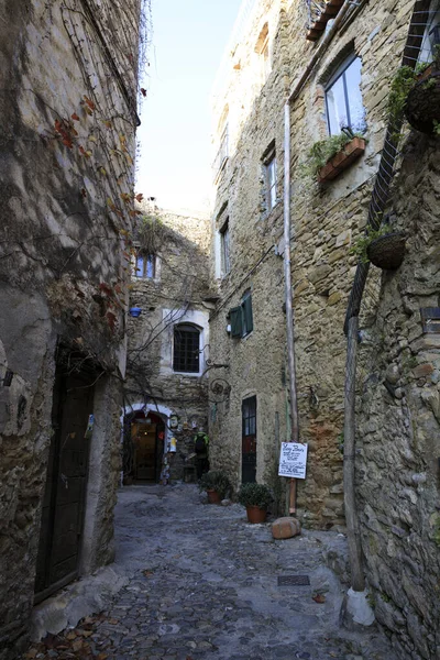 Bussana Vecchia Itálie Prosince 2017 Typický Dům Stezka Bussana Vecchia — Stock fotografie