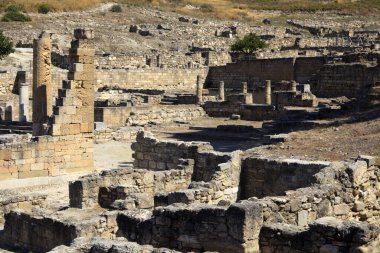 Kamiros, Rodos / Yunanistan - 23 Haziran 2014: Antik Kamiros kalıntıları bölgesi, Rodos, Dodecanese Adaları, Yunanistan.