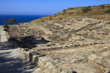 Kamiros, Rodos / Yunanistan - 23 Haziran 2014: Antik Kamiros kalıntıları bölgesi, Rodos, Dodecanese Adaları, Yunanistan.