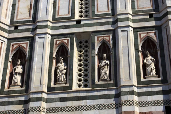 Firenze Italië April 2017 Duomo Gevel Met Beelden Florence Firenze — Stockfoto