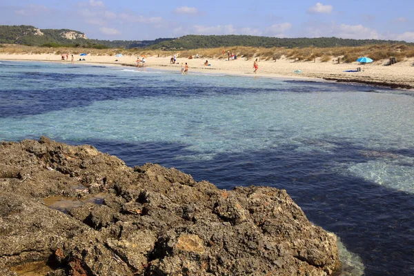 Son Bou Menorca España Junio 2016 Rocas Playa Son Bou — Foto de Stock