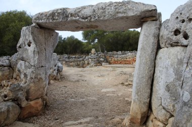 Torre d 'en Galms, Menorca / İspanya - 23 Haziran 2016: Torre d' en Galmes, Menorca, Balearic Adaları, İspanya