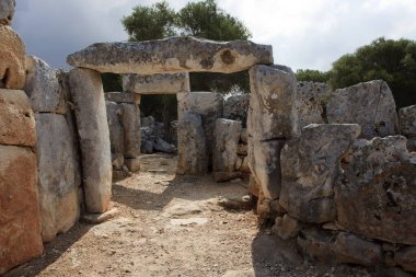Torre d 'en Galms, Menorca / İspanya - 23 Haziran 2016: Torre d' en Galmes, Menorca, Balearic Adaları, İspanya
