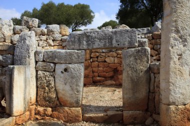 Torre d 'en Galms, Menorca / İspanya - 23 Haziran 2016: Torre d' en Galmes, Menorca, Balearic Adaları, İspanya